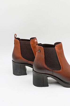 Venüs Kadın Hakiki Deri Elastik Yan Bantlı Günlük Bot 2452402K - Taba - 36