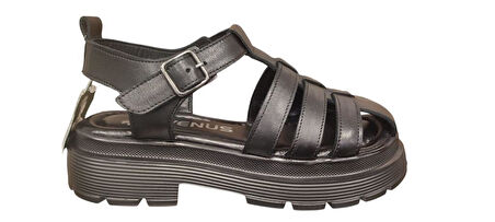 VENÜS 2409211Y BURNU KAPALI KADIN DERİ SANDALET