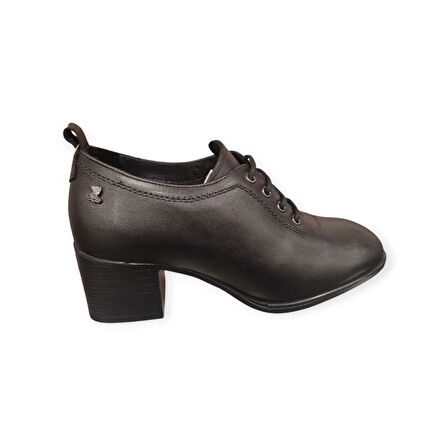 VENÜS 2512707K TOPUKLU BAĞCIKLI KLASİK DERİ KADIN AYAKKABI