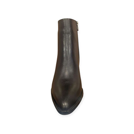 VENÜS 2552003K KALIN TOPUK SİVRİ KLASİK DERİ KADIN BOT