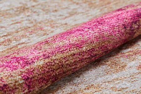 Modern Pembe Çerçeveli Dijital Baskı Yıkanabilir Hipoalerjenik Kaymaz Taban Halı Yolluk