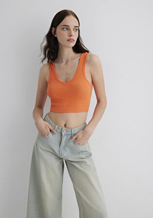 V Yaka Turuncu Basic Crop Atlet 1612375-71272