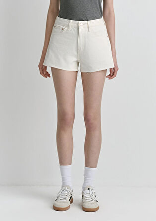 Rosie 90lar Beyaz Jean Şort 1447489739