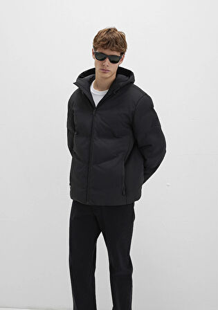 Kapüşonlu Siyah Şişme Mont 0110651-71379