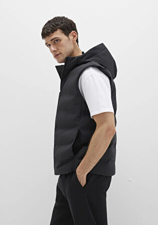 Kapüşonlu Siyah Şişme Yelek 0110619-71379