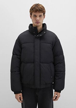 Dik Yaka Siyah Şişme Mont 0110609-71379