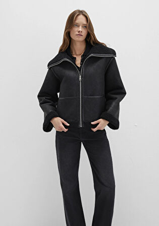 Suni Kürk Detaylı Siyah Suni Deri Ceket 1110718-900