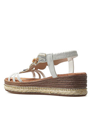 GUJA 25Y171-1 KADIN TAŞLI HASIR ÖRGÜLÜ SANDALET BEYAZ