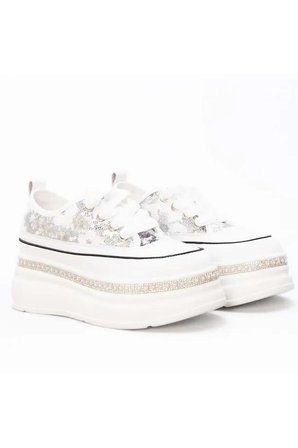 GUJA 25Y423-6 GİZLİ DOLGU PULPAYETLİ KADIN SNEAKER AYAKKABI