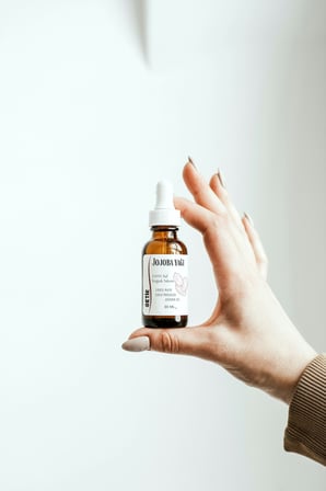 Soğuk Sıkım jojoba Yağı 30 ml ( yüz masajı- yüz yogası- masaj-mistik )