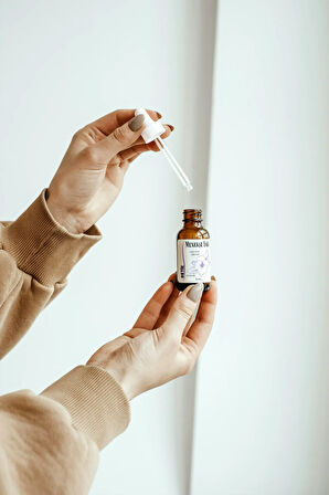 MENEKŞE YAĞI 30 ML – SAF & DOĞAL CİLT YENİLEYİCİ, KARŞITI VE YAŞLANMA KARŞITI BİTKİSEL YAĞ