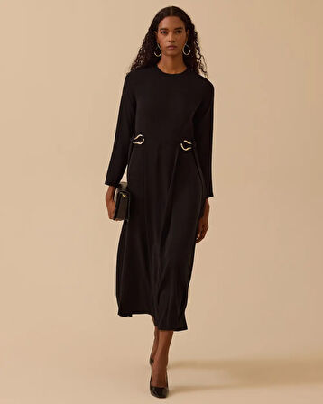 Kadın A Kesim Beli Metal Aksesuarlı Maksi Elbise - Siyah | 40