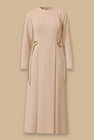 Kadın A Kesim Beli Metal Aksesuarlı Maksi Elbise - Bej | 42