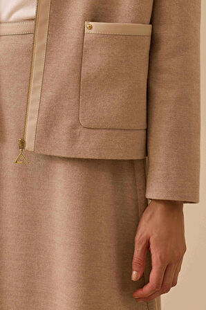 Seçil Kadın Biye Detaylı Cepli Fermuarlı Ceket 0018 Vizon