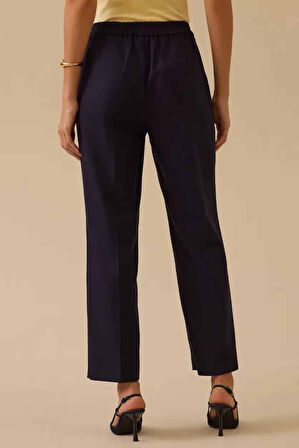 Kadın Klasik Kesim Düz Paça Bilek Boy Pantolon - Lacivert | 40