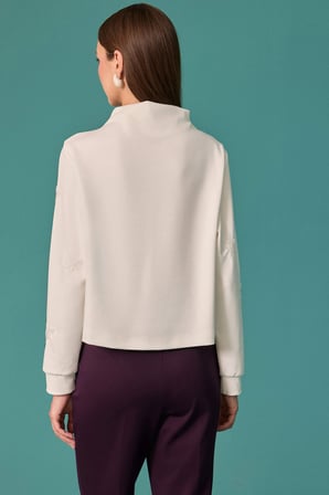 Seçil Kadın İnci Çiçek Detaylı Dik Yaka Sweatshirt Ekru