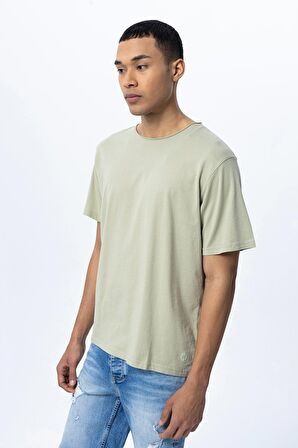 Basic Tshirt | L