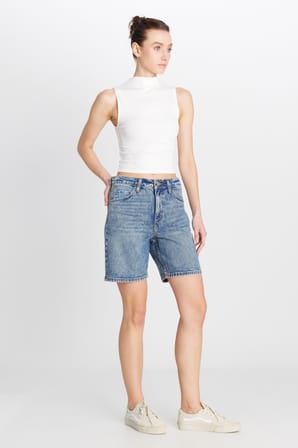 Slim Fit Dar Kesim Normal Bel Mavi Bermuda Jean Kot Şort