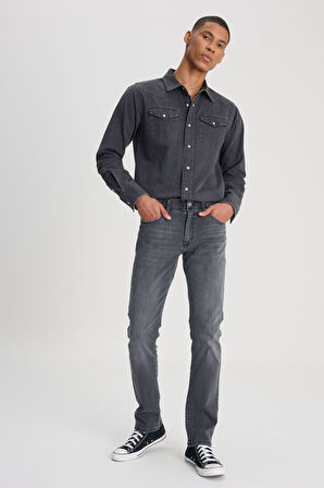 Lee Erkek Slim Tapered Fit Dar Kesim Normal Bel Düz Paça Extreme Motion Koyu Gri Esnek Jean Kot Pantolon - L72A 