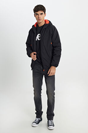 Regular Fit Normal Kesim Fermuarlı Siyah Ceket