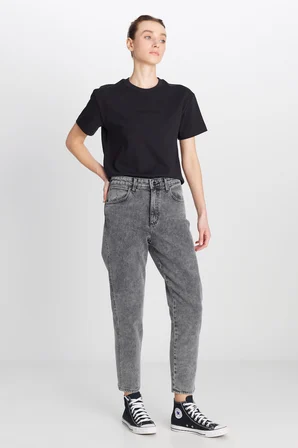 Mom Fit Yüksek Bel Dar Paça Açık Gri Pamuklu Esnek Jean Denim Pantolon