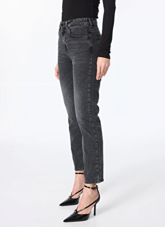 Wrangler Standart Bel Düz Paça Relaxed Koyu Antrasit Kadın Denim Pantolon W26R009050 Dark Anthracite Jean