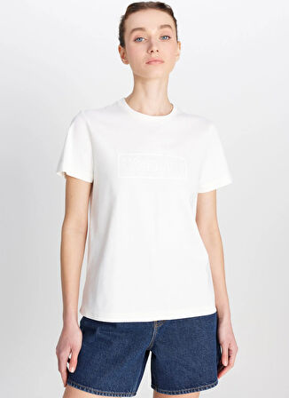 Wrangler Bisiklet Yaka Ekru Kadın T-Shirt W2510755102-Regular Fit T-shirt