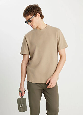 Wrangler Bisiklet Yaka Bej Erkek T-Shirt W2510718614 Bej T-Shirt