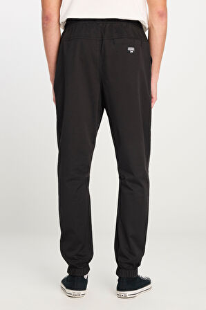 Regular Fit Normal Kesim Ribanalı Paça Pamuklu Siyah Jogger Pantolon