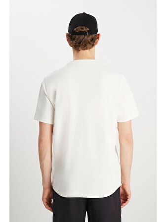 Wrangler Erkek Relaxed Fit Dokulu T-Shirt MW2510718104