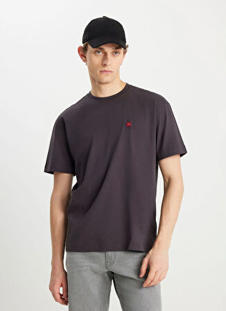 Wrangler Bisiklet Yaka Antrasit Erkek T-Shirt MW7NM203877M39 Relaxed Fit Small