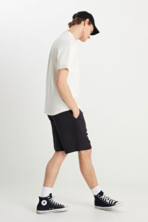 Regular Fit Normal Kesim Lastik Bel Detaylı Siyah Şort