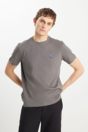 %100 Pamuk Regular Fit Normal Kesim Minimal Logo Antrasit Tişört