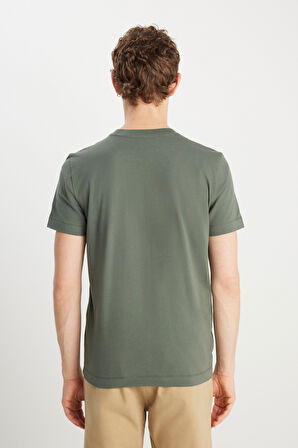 %100 Pamuk Regular Fit Normal Kesim Bisiklet Yaka Minimal Logo Zeytin Yeşili Tişört