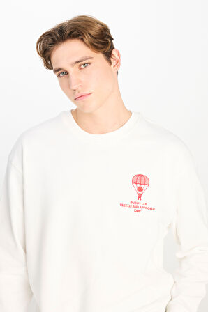 Loose Fit Rahat Kesim Bisiklet Yaka Beyaz Sweatshirt