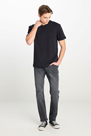 %100 Pamuk Relaxed Fit Geniş Kesim Bisiklet Yaka Siyah Basic T-shirt