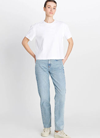 Wrangler Bisiklet Yaka Ekru Kadın T-Shirt W2510305102-Relaxed Fit Mid Logo T-