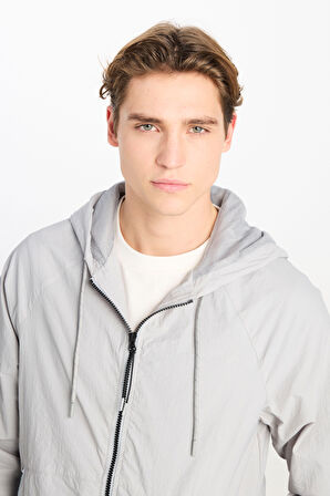 Regular Fit Normal Kesim Kapüşonlu Gri Yağmurluk Ceket