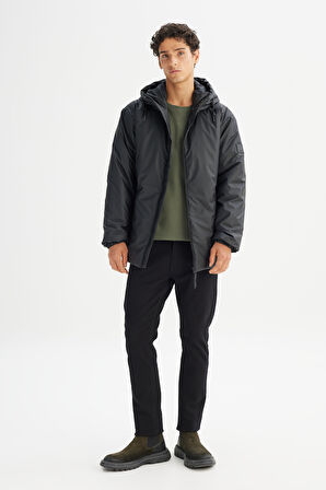 Regular Fit Normal Kesim Kapüşonlu Casual Mont