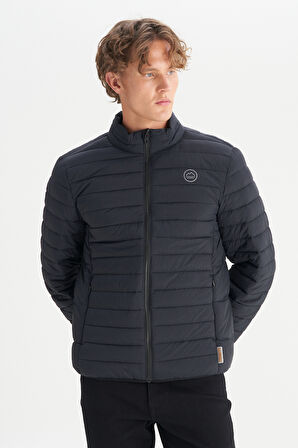 Regular Fit Normal Kesim Dik Yaka Cepli Şişme Mont