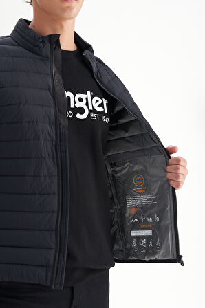 Regular Fit Normal Kesim Dik Yaka Cepli Şişme Mont