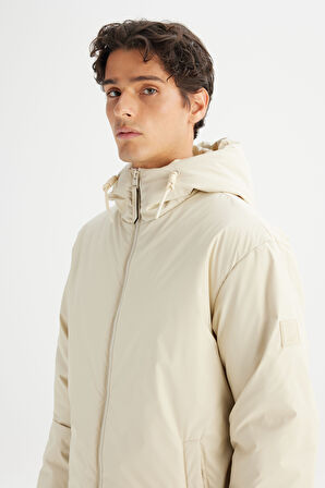 Regular Fit Normal Kesim Kapüşonlu Cepli Casual Mont