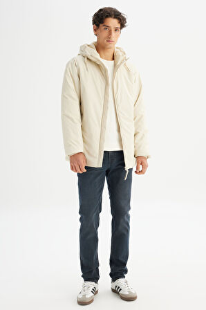 Regular Fit Normal Kesim Kapüşonlu Cepli Casual Mont