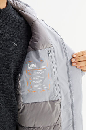 Relaxed Fit Rahat Kesim Kapüşonlu Cepli Şişme Mont