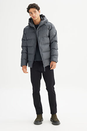 Regular Fit Normal Kesim Kapüşonlu Cepli Şişme Puffer Mont