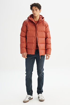 Regular Fit Normal Kesim Kapüşonlu Cepli Şişme Puffer Mont