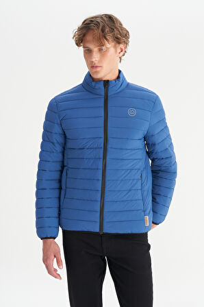 Regular Fit Normal Kesim Dik Yaka Cepli Şişme Mont