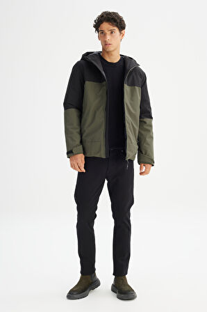 Relaxed Fit Rahat Kesim Kapüşonlu Sıcak Tutan Mont