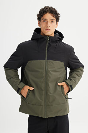 Relaxed Fit Rahat Kesim Kapüşonlu Sıcak Tutan Mont