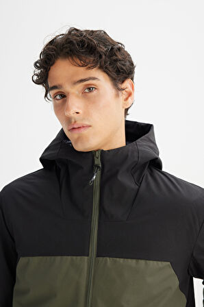 Relaxed Fit Rahat Kesim Kapüşonlu Sıcak Tutan Mont